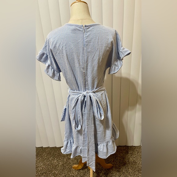 Michael Kors Striped Ruffled Faux-wrap Dress - Picture 2 of 5